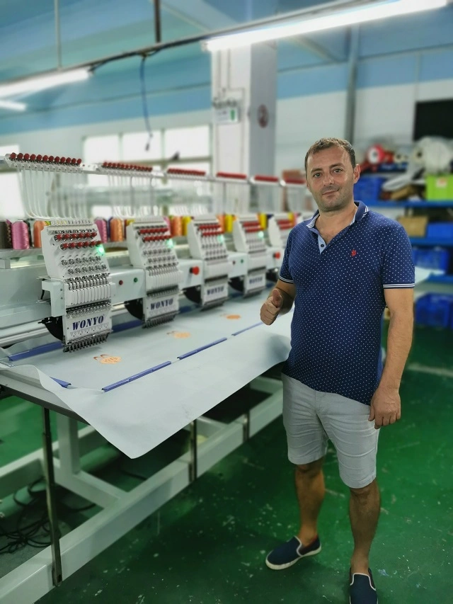 China 6 Head Computerized Embroidery Machine with Automatic Design Software